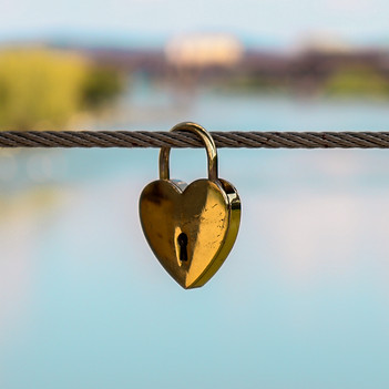 Heart Padlock -Image by Miha Arh